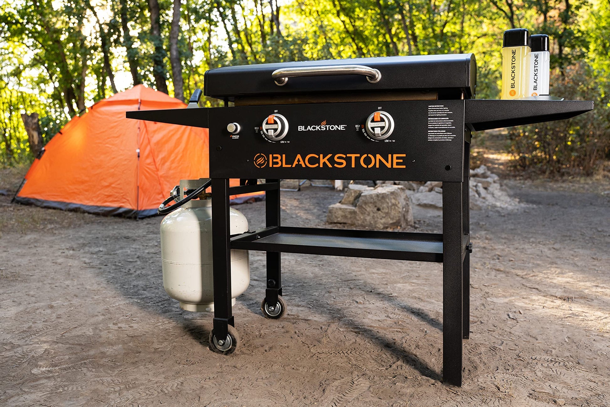 BLACKSTONE 1883 Original 28” Griddle with Integrated Protective Hood